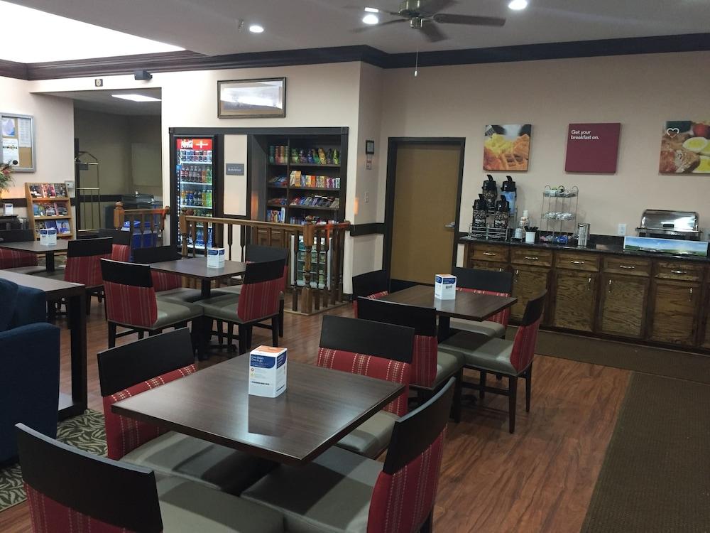 Comfort Suites Lake Jackson Clute מראה חיצוני תמונה