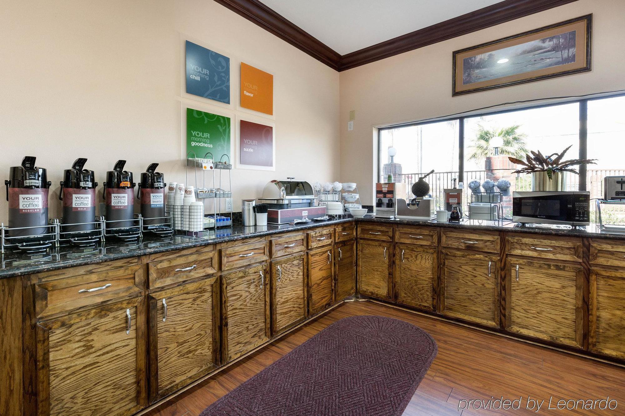 Comfort Suites Lake Jackson Clute מראה חיצוני תמונה