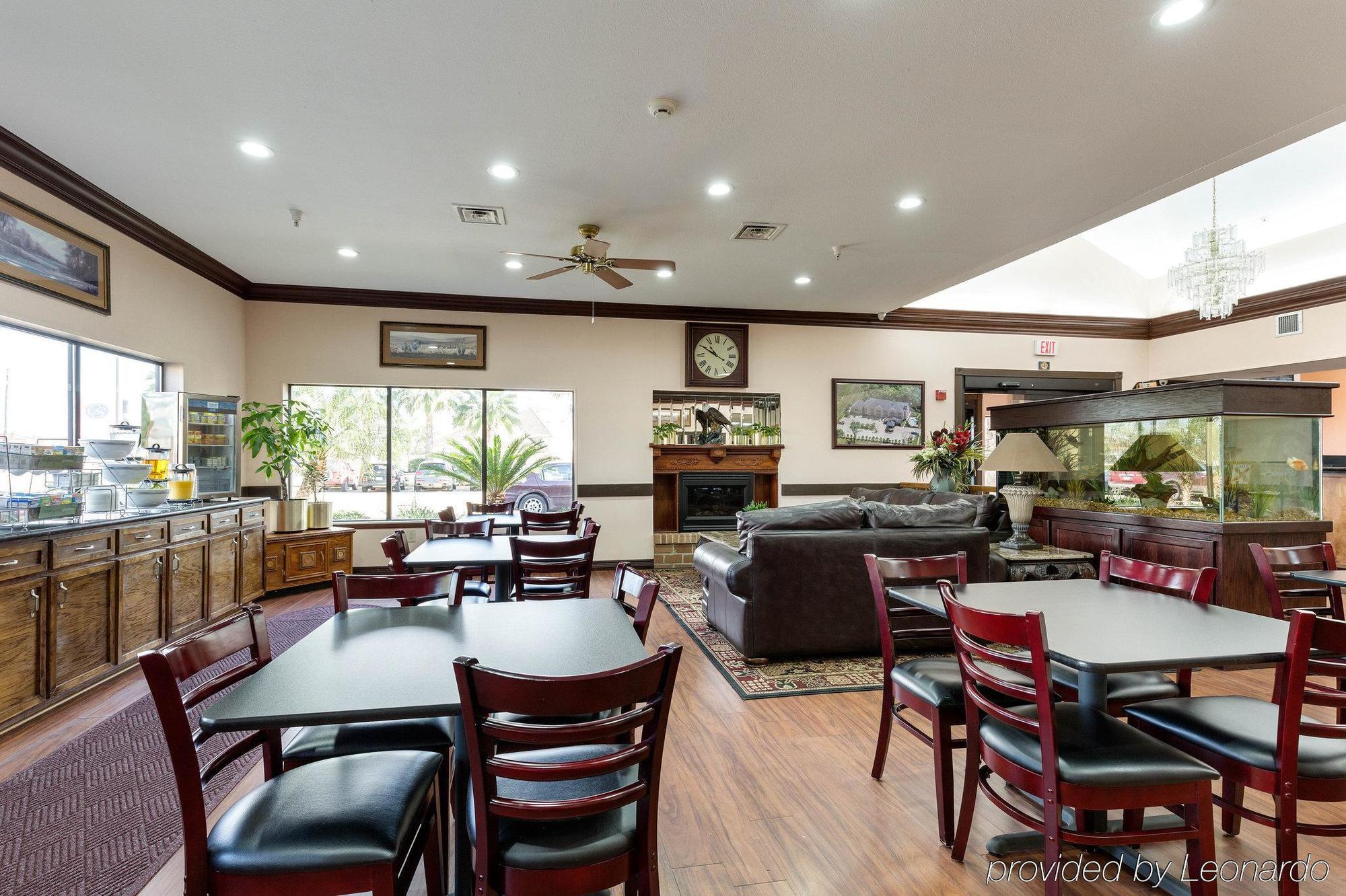 Comfort Suites Lake Jackson Clute מראה חיצוני תמונה