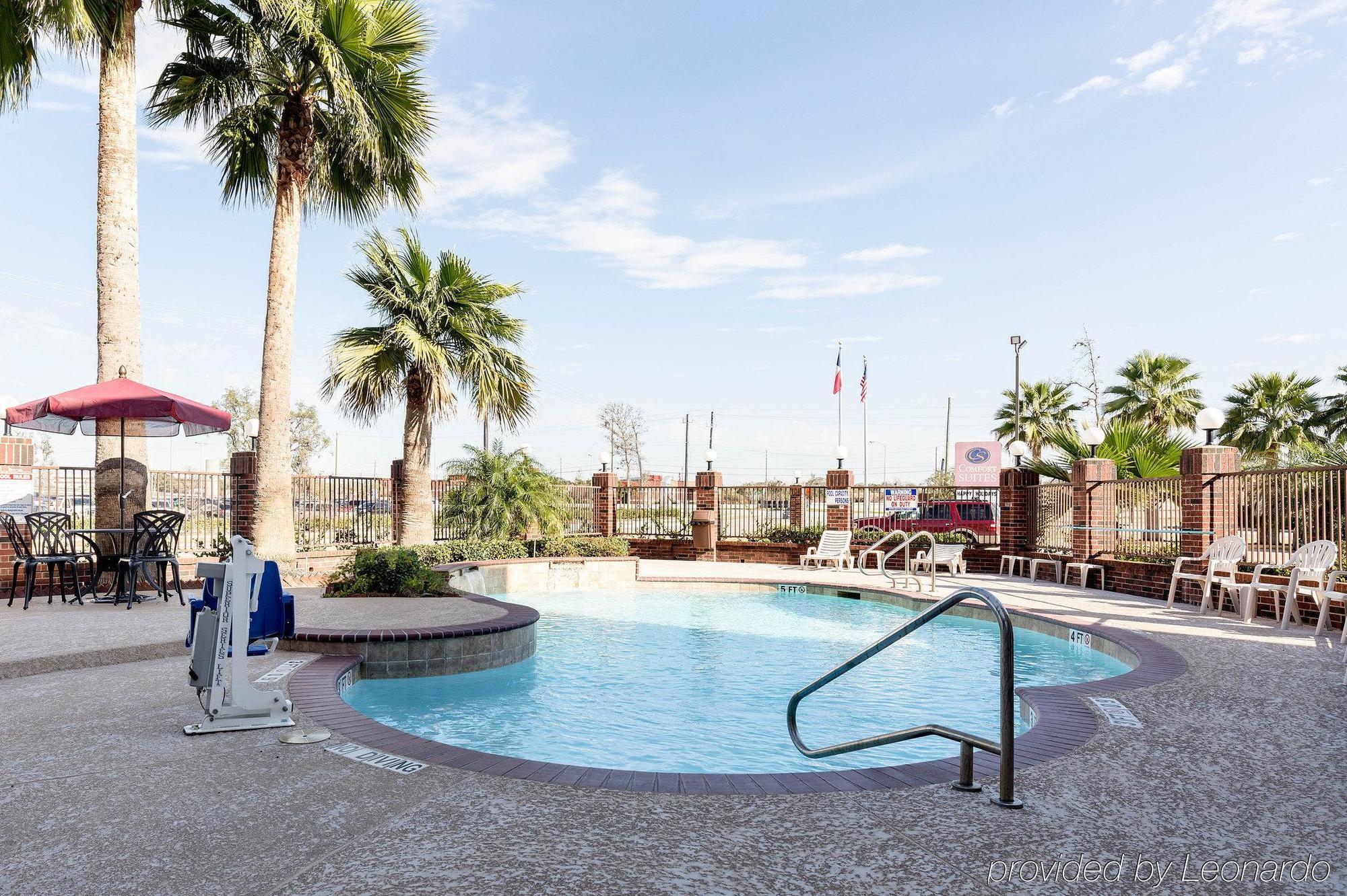 Comfort Suites Lake Jackson Clute מראה חיצוני תמונה