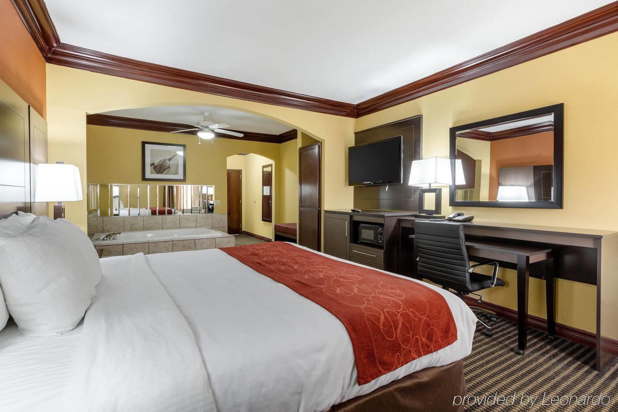 Comfort Suites Lake Jackson Clute מראה חיצוני תמונה